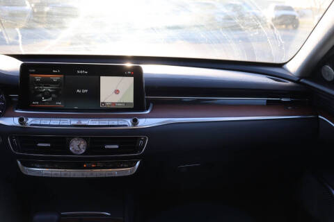 2020 Kia K900 Luxury