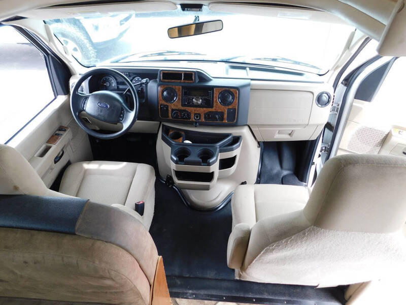 2013 Ford E-Series E-350 SD