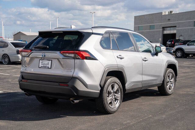 2024 Toyota RAV4 Hybrid XLE