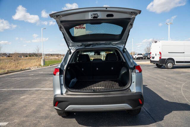 2024 Toyota Corolla Cross LE