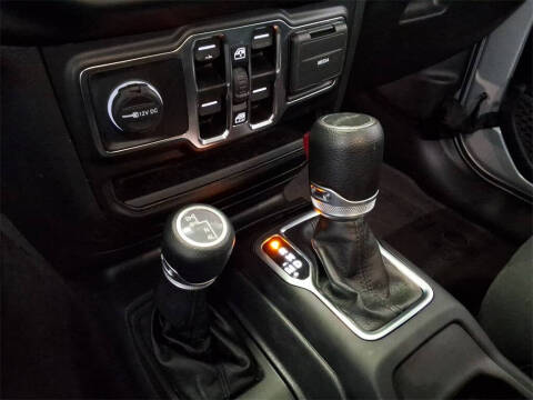 2022 Jeep Gladiator Sport