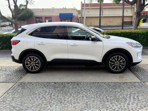 2022 Ford Escape Plug-In Hybrid SE