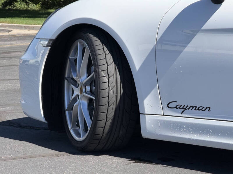 2016 Porsche Cayman