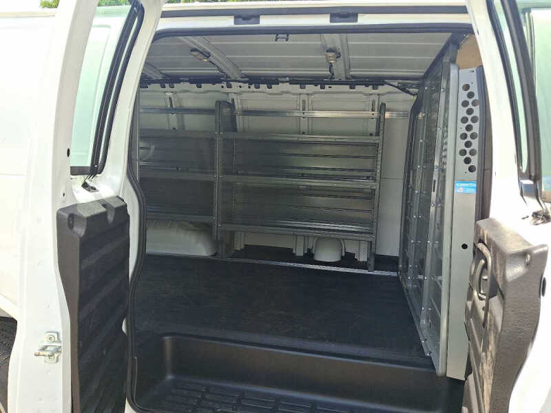 2025 Chevrolet Express 2500