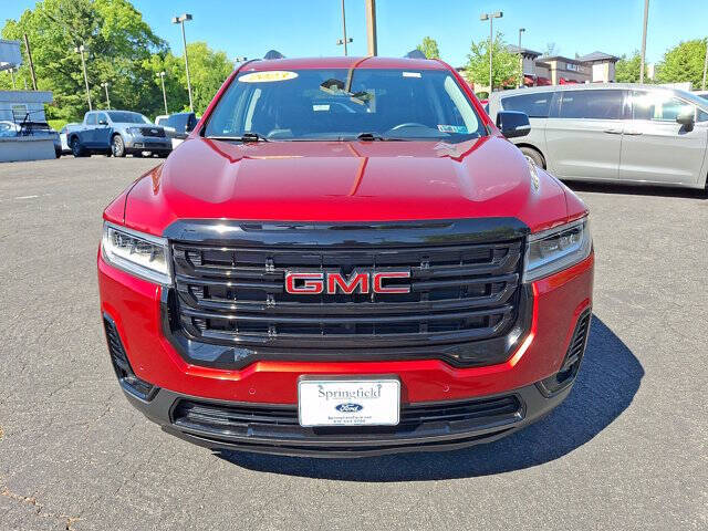 2023 GMC Acadia SLT