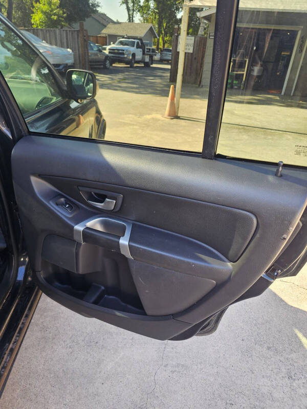 2011 Volvo XC90 3.2