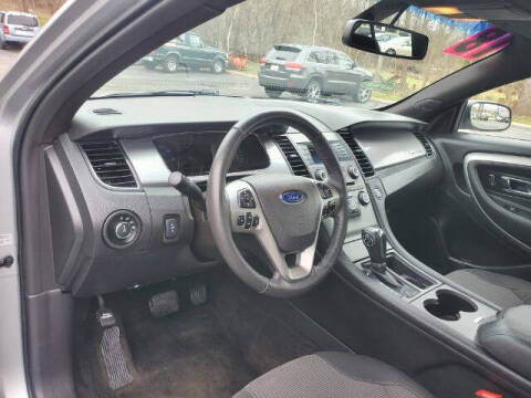 2018 Ford Taurus SEL