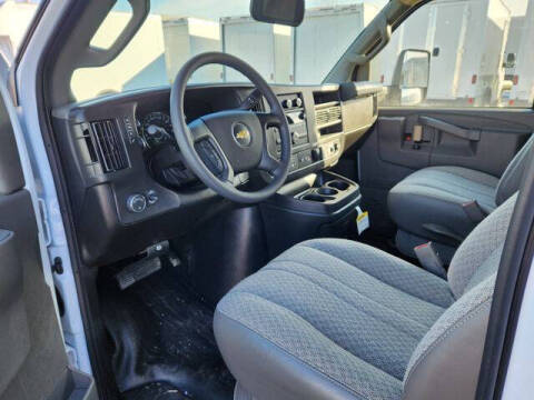 2025 Chevrolet Express 4500