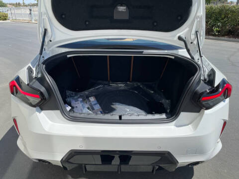 2025 BMW 2 Series 230i xDrive