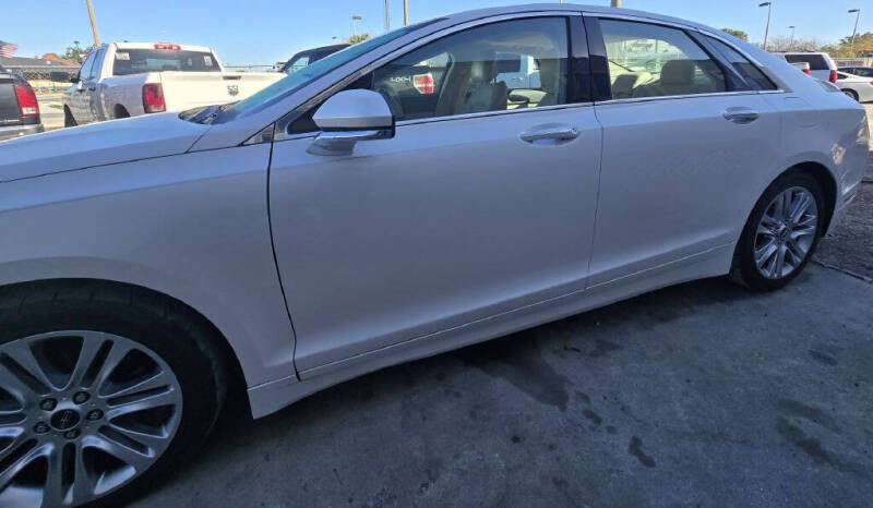 2014 Lincoln MKZ Hybrid