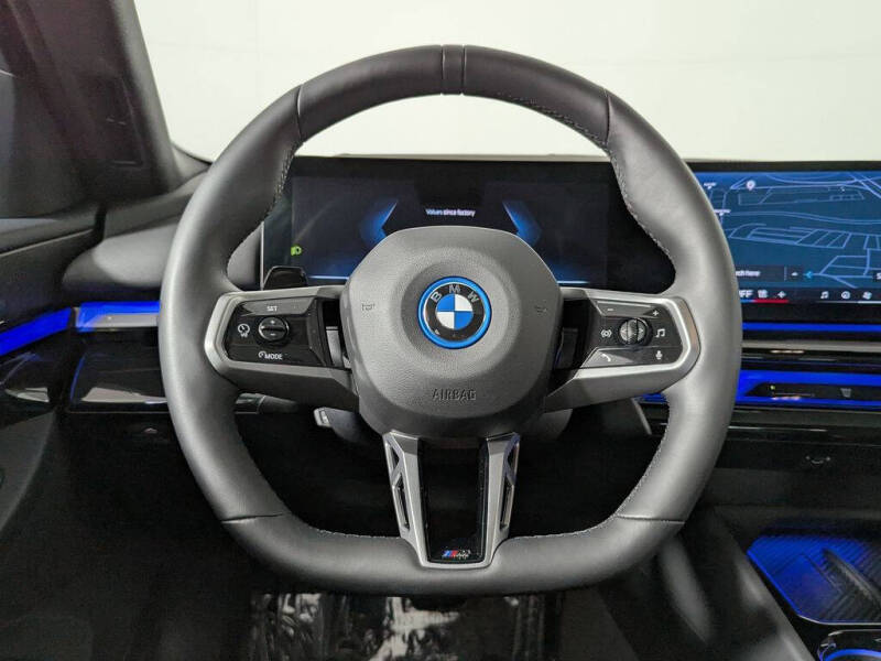 2025 BMW i5 xDrive40