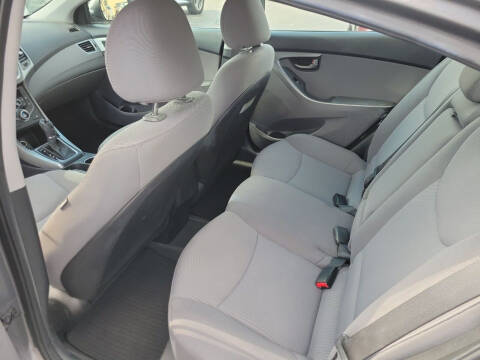 2014 Hyundai Elantra SE