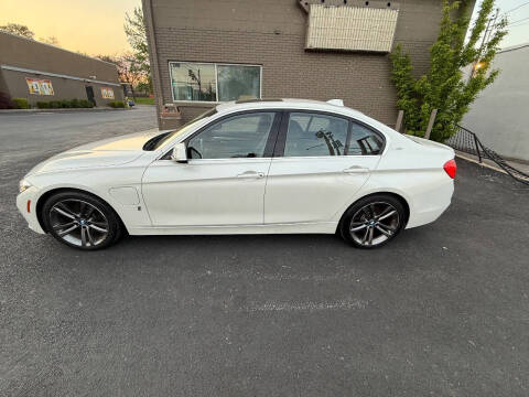 2017 BMW 3 Series 330e iPerformance