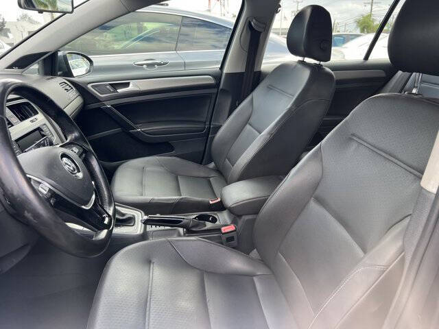 2015 Volkswagen Golf TSI S