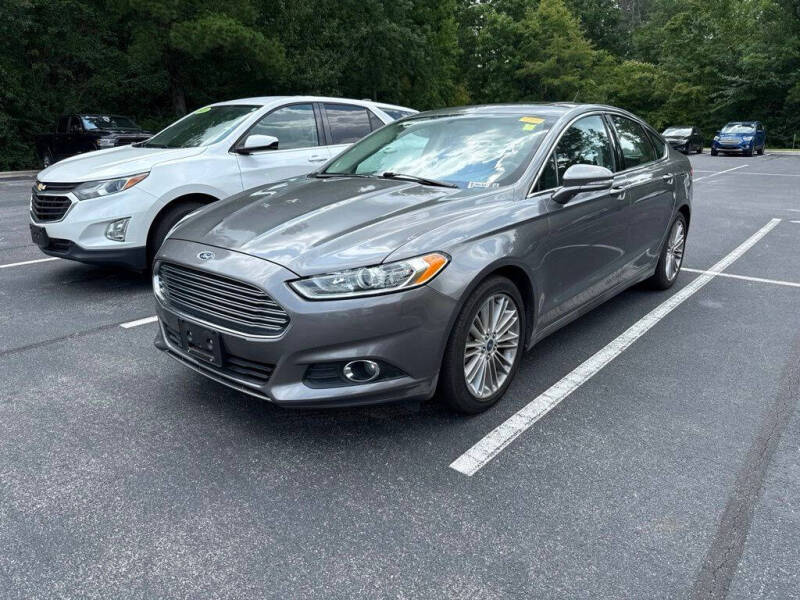 2014 Ford Fusion SE