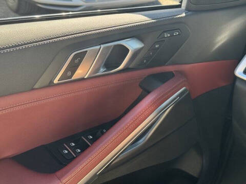 2022 BMW X6 xDrive40i