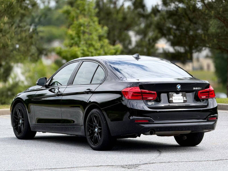 2016 BMW 3 Series 320i