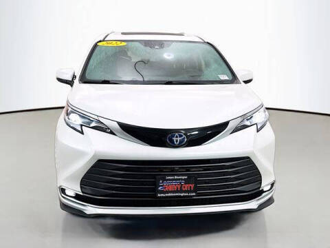 2022 Toyota Sienna Platinum 7-Passenger