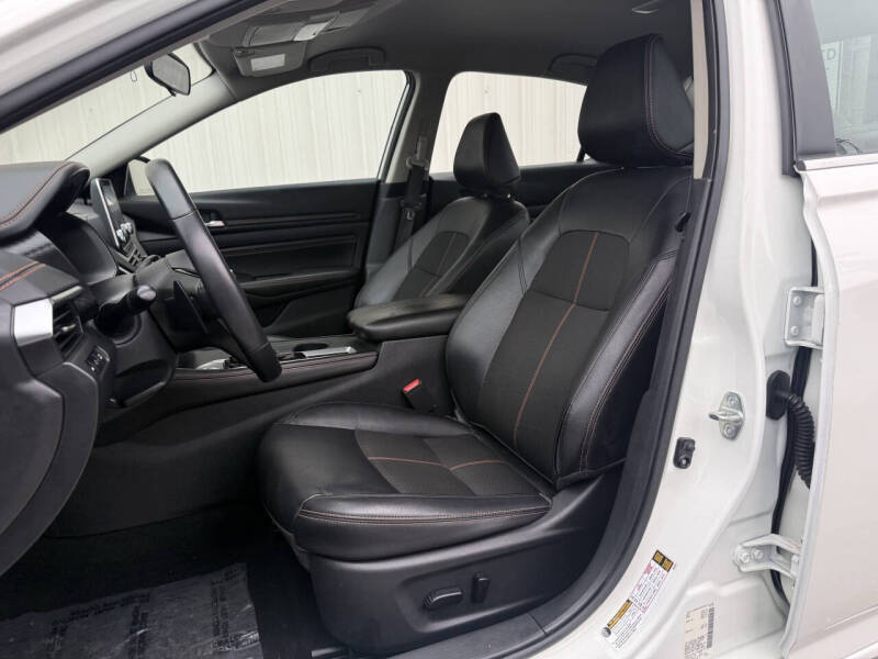 2020 Nissan Altima 2.5 SR