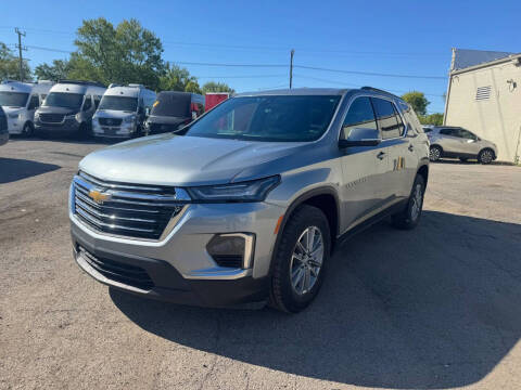 2023 Chevrolet Traverse LT Cloth