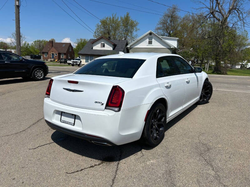 2019 Chrysler 300 S
