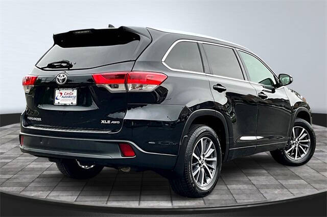 2017 Toyota Highlander XLE