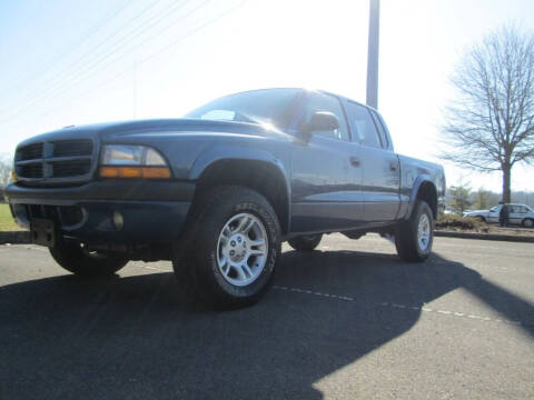 2002 Dodge Dakota for sale at Unique Auto Brokers in Kingsport TN