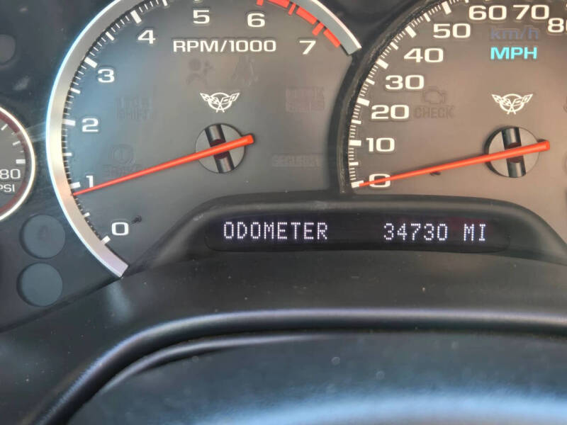 2004 Chevrolet Corvette