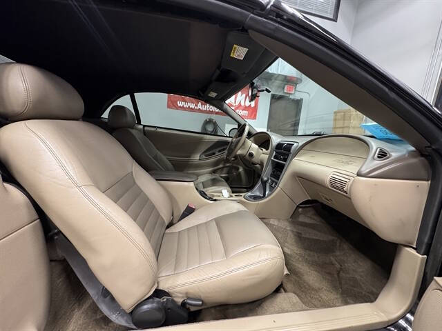 2003 Ford Mustang