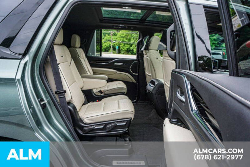 2024 Cadillac Escalade Sport