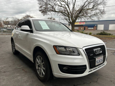 2011 Audi Q5 2.0T quattro Premium