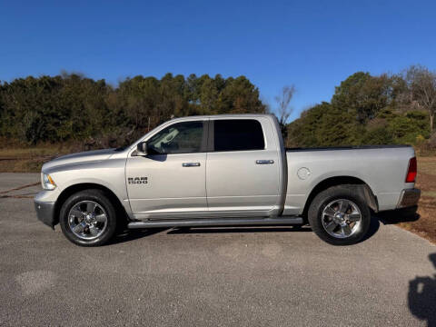 2018 RAM 1500 SLT