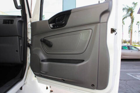 2020 International MV607