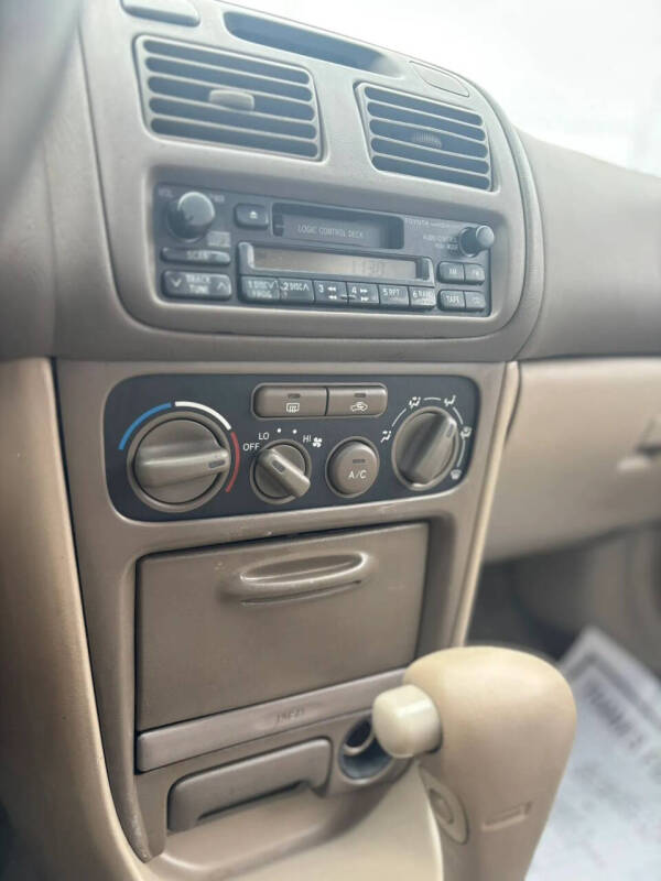 2002 Toyota Corolla