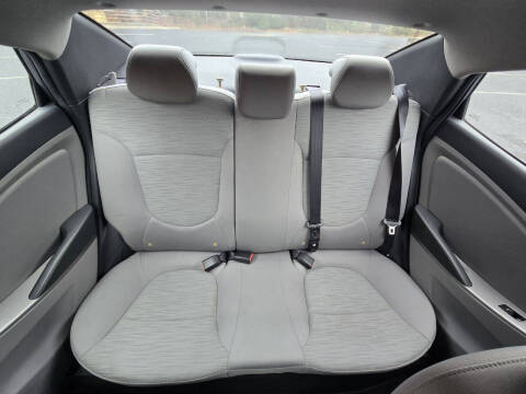 2016 Hyundai Accent SE