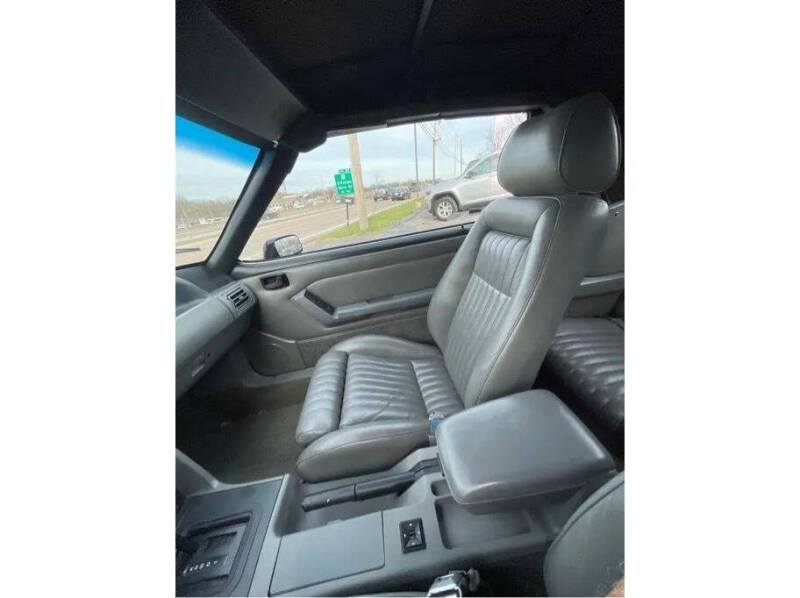 1988 Ford Mustang LX