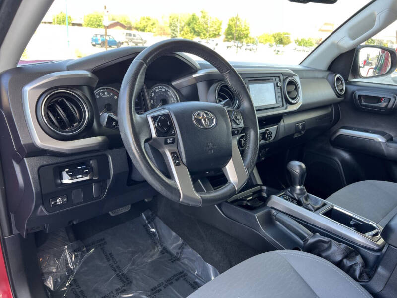 2017 Toyota Tacoma SR5 V6