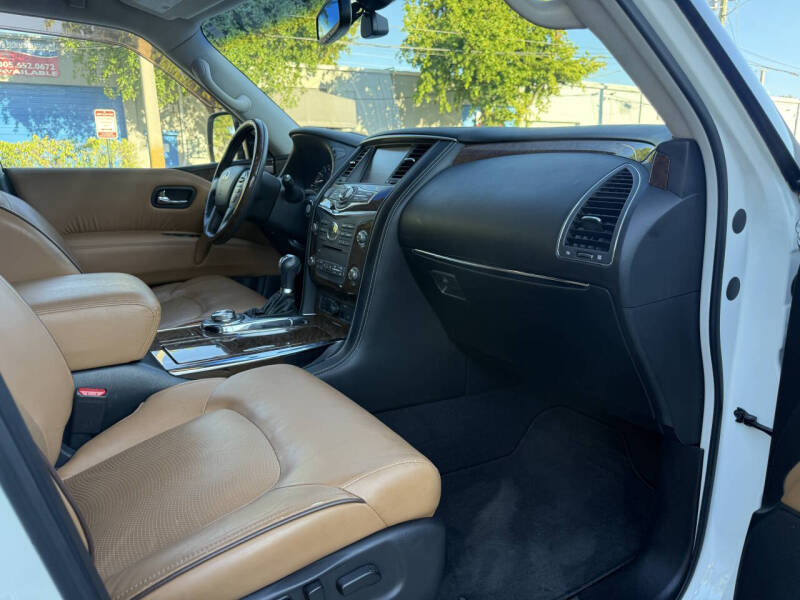 2016 Infiniti QX80 Limited