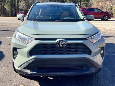 2020 Toyota RAV4 XLE Premium