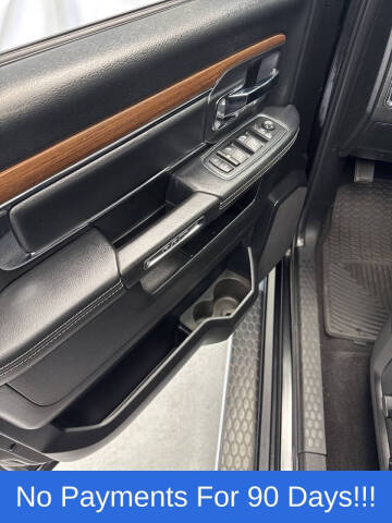 2016 RAM 1500 Laramie