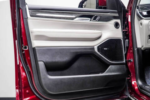 2022 Jeep Wagoneer Series III