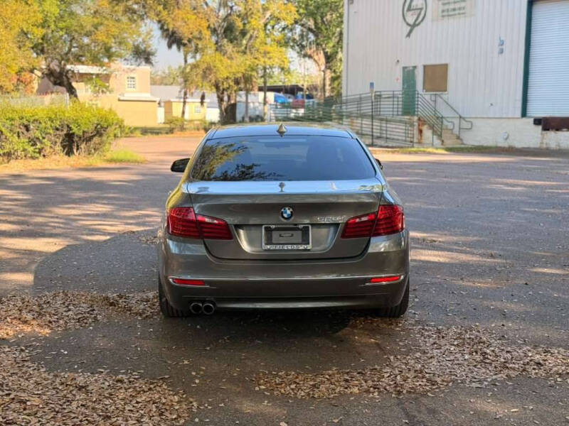 2015 BMW 5 Series 528i