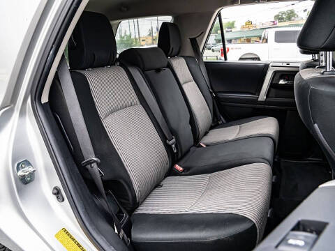 2022 Toyota 4Runner SR5