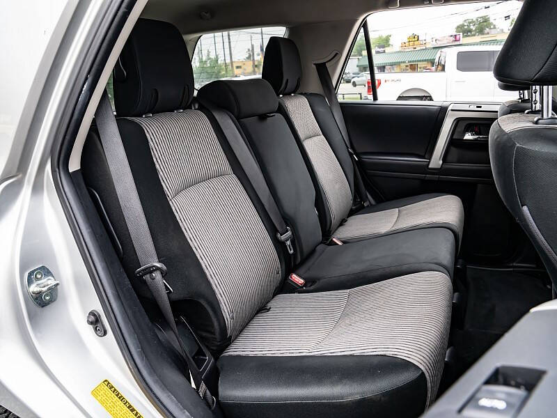 2022 Toyota 4Runner SR5