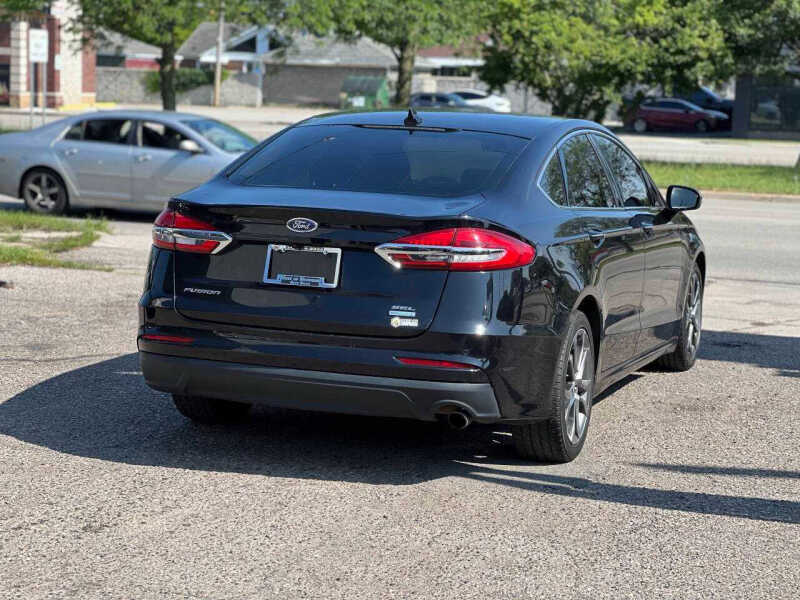2019 Ford Fusion SEL