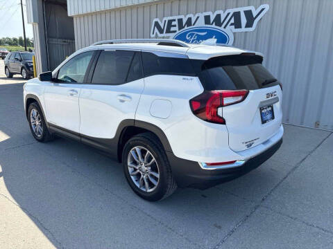 2023 GMC Terrain SLT