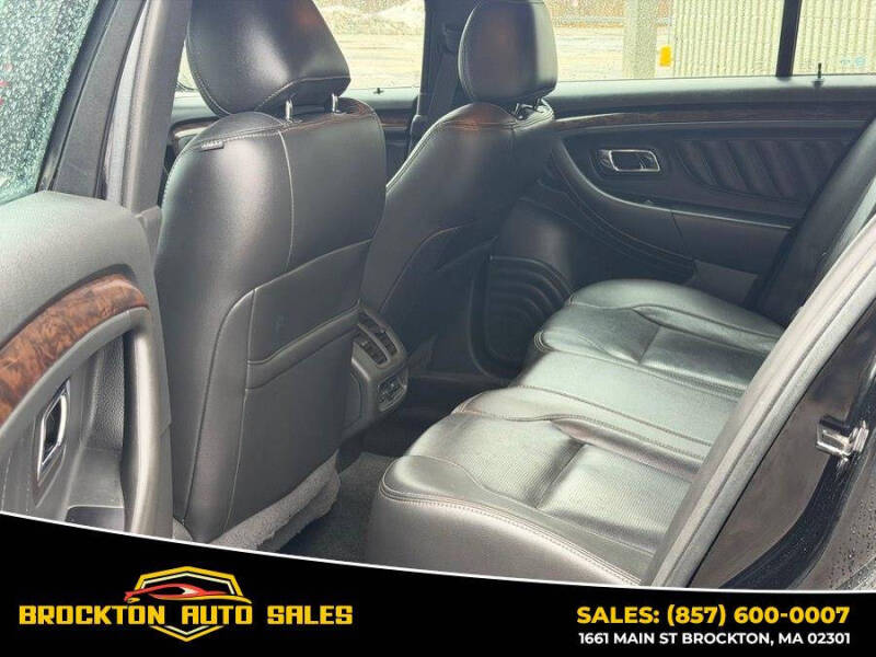 2017 Ford Taurus Limited