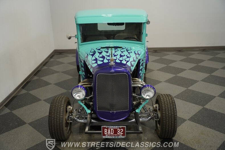 1932 Ford F-100
