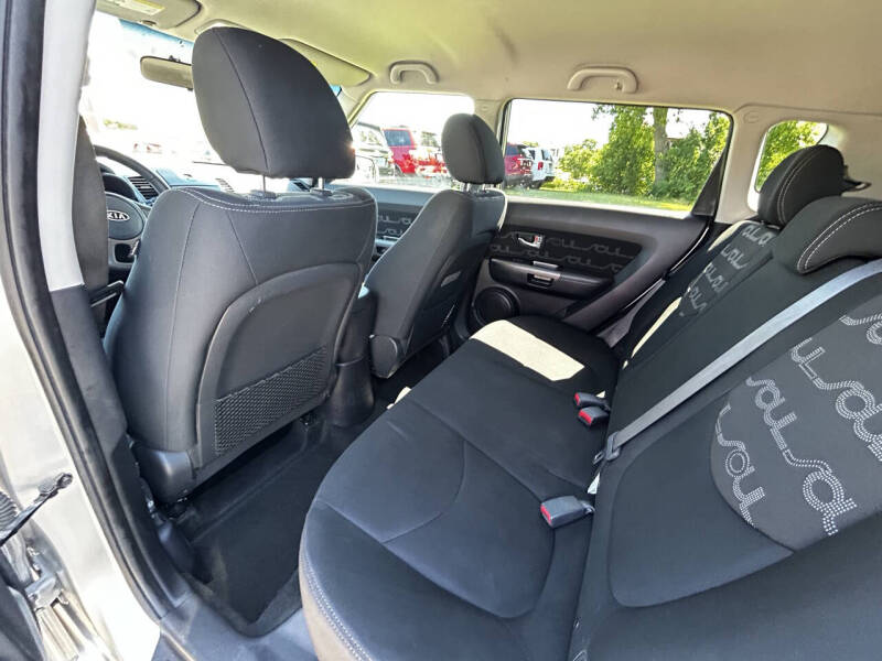 2012 Kia Soul +