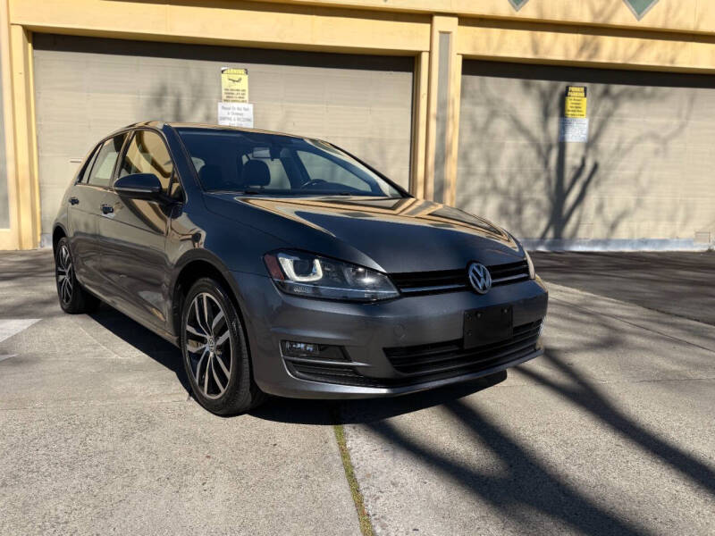 2016 Volkswagen Golf TSI SE